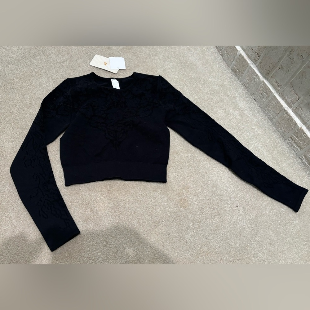 Textured fabletics workout compression top